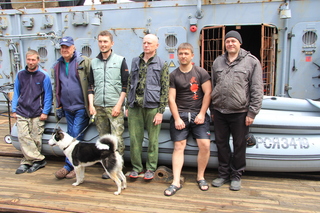Сотрудники Института морской геологии и геофизики ДВО РАН  вернулись из экспедиции на о. Матуа.
